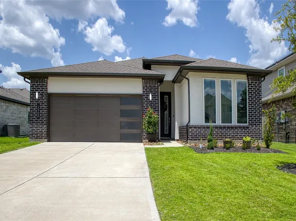 10208 Prairie Creek Ln, Conroe, TX 77384