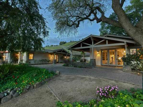 2285 McDonald Ln, Morgan Hill, CA 95037