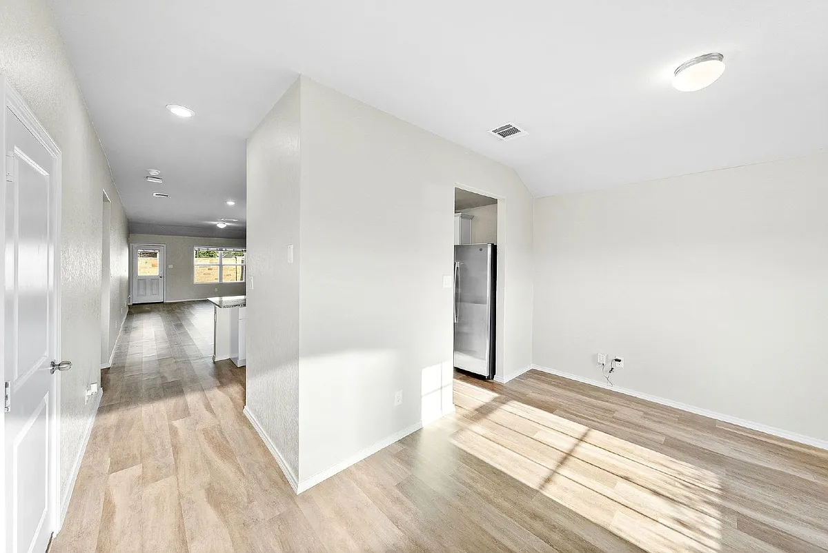 Building Photo - 8417 Lamus Wheel