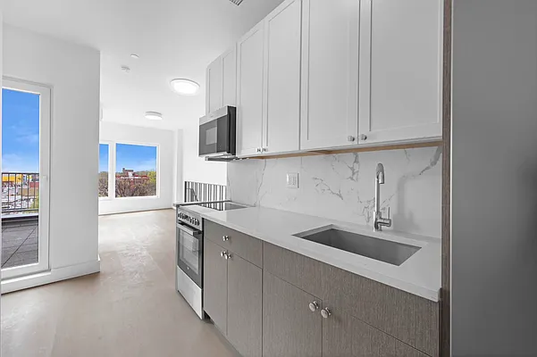 Rented by MADEHOME | media 6