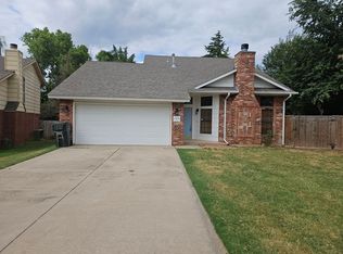 709 Goshawk Dr, Norman, OK 73072