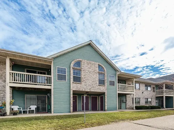 1874 Deerhaven Ln NE, Rochester, MN 55906