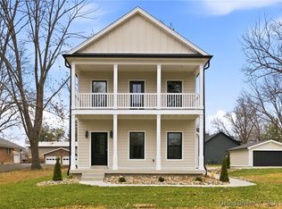 227 Hopkins Lane, Jeffersonville, IN