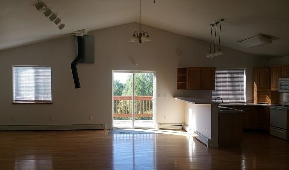 5th image of 1130 Smallwood Trl