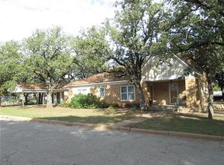 1322 Park Dr, Cisco, TX 76437
