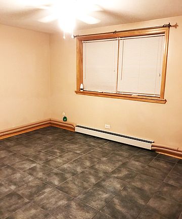 5th image of 10154 Hartford Ct APT 1B