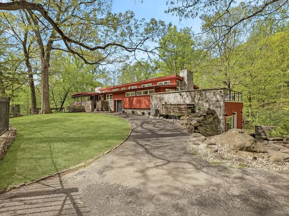 150 N Healy Avenue, Hartsdale, NY 10530