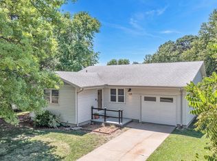 125 Columbus Ave, Newton, KS 67114