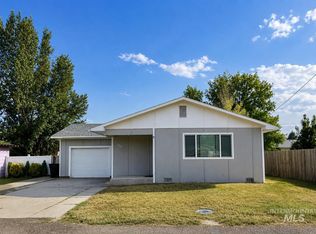 2643 Burton Ave, Burley, ID 83318