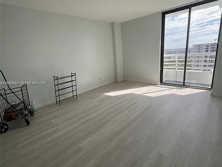 3300 NE 192nd St #5 — Photo 5
