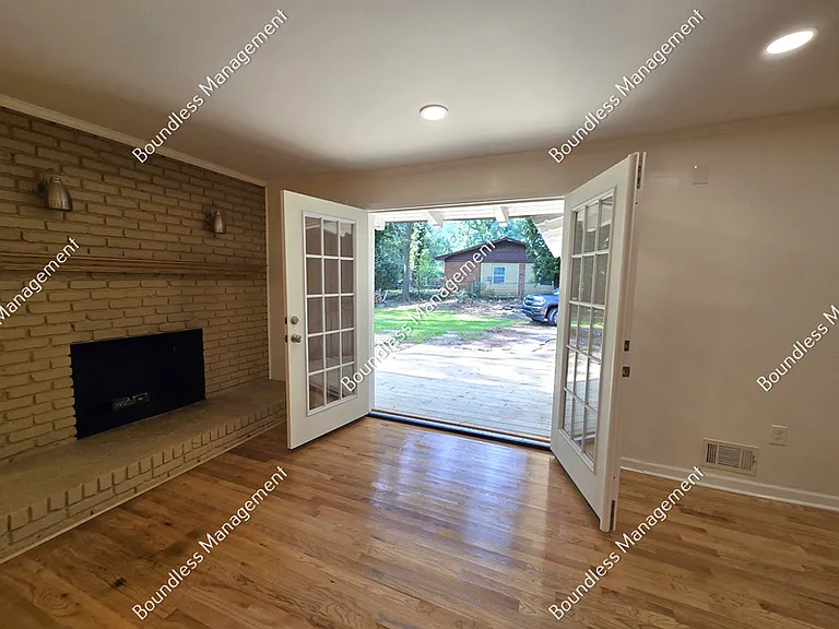 2795 Arlington Rd — Photo 15