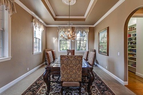 4th image of 9150 Cascades Ct