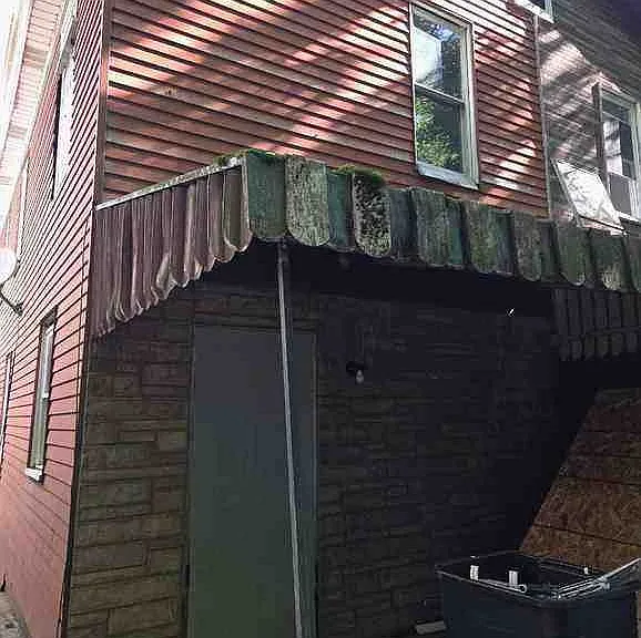 12 Courtright St — Photo 17