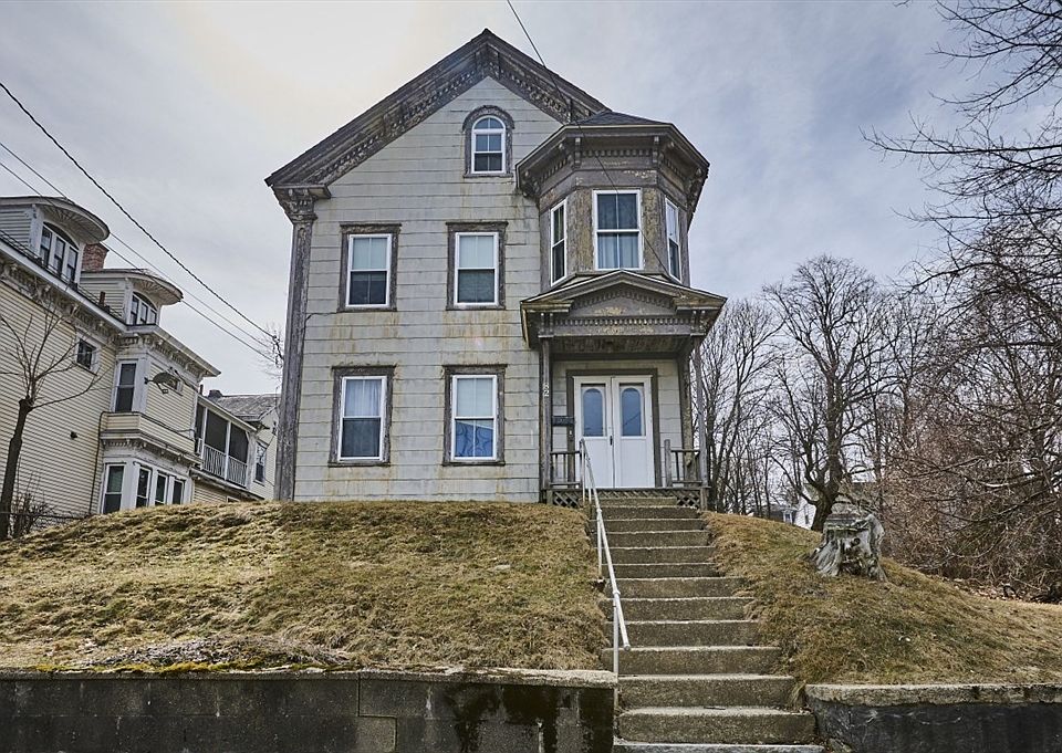 1st image of 82 Charles St