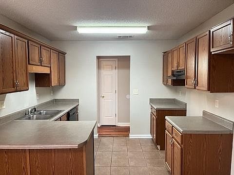 2nd image of 7048 Fernbank Ln