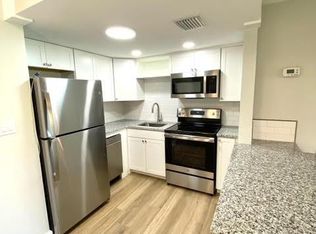 574 Orange Dr APT 74, Altamonte Springs, FL 32701