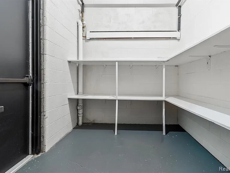 35300 Woodward Ave #507 — Photo 25
