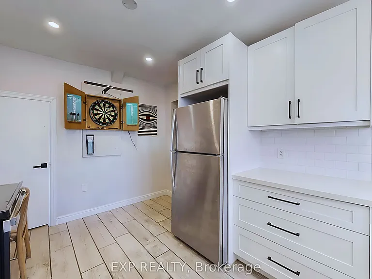 200 Waterloo Ave #2 — Photo 14