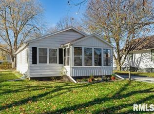 1244 Brown Ave, Galesburg, IL 61401