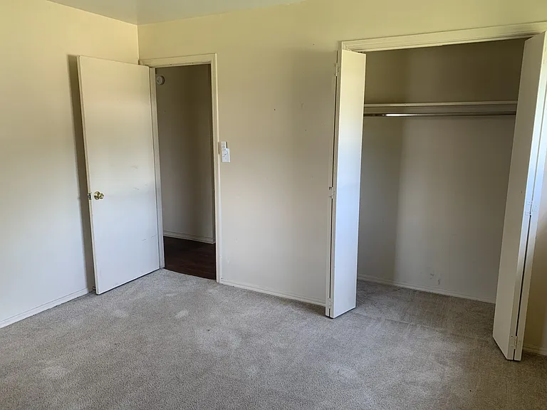 518 G St SE #A — Photo 4