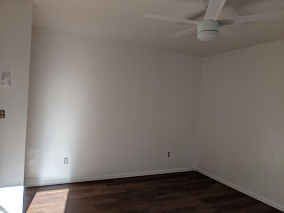 3rd image of 778 W 24th St #B
