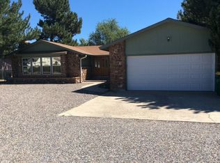 5204 Cedarwood Dr, Farmington, NM 87402