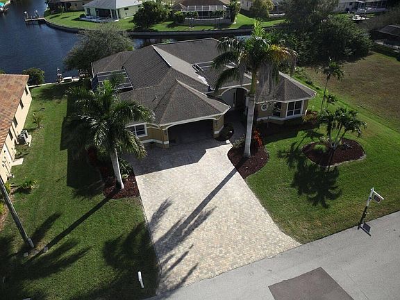 2nd image of 4417 SW 18th Pl