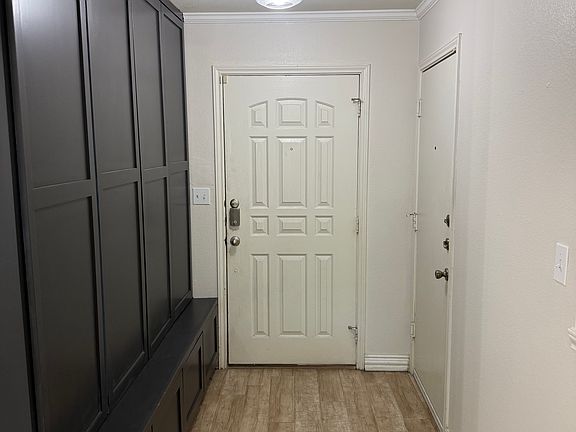 5th image of 909 Springbrook Rd
