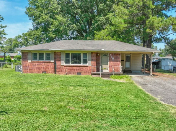 556 Circle Dr, Halls, TN 38040