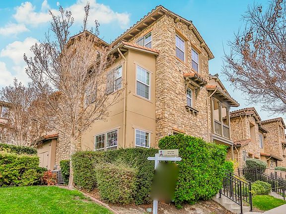 3rd image of 5981 Tan Oak Dr