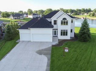 4004 Bayport Pl SE, Mandan, ND 58554