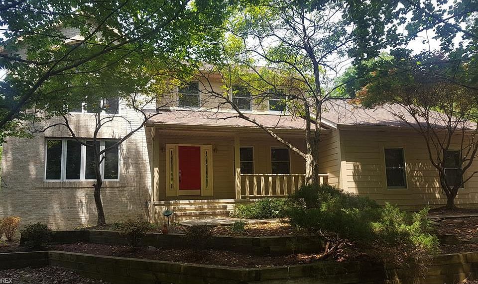 1st image of 9753 Knightsbridge Ln