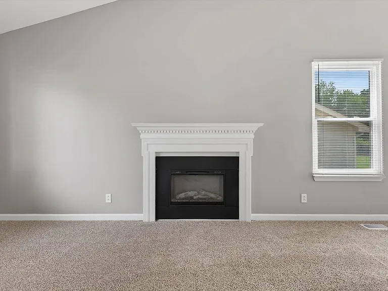 91 Grassmire Dr — Photo 7