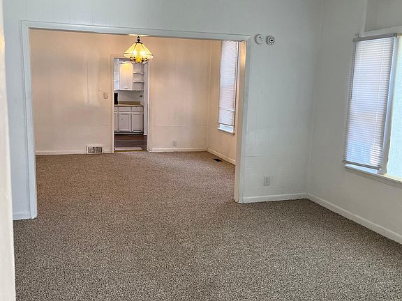 3rd image of 823 W McClure Ave