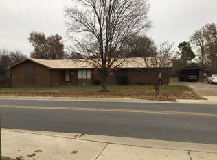 401 S Dogwood St, Siloam Springs, AR 72761