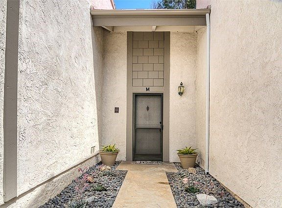2nd image of 2184 Canyon Dr #11