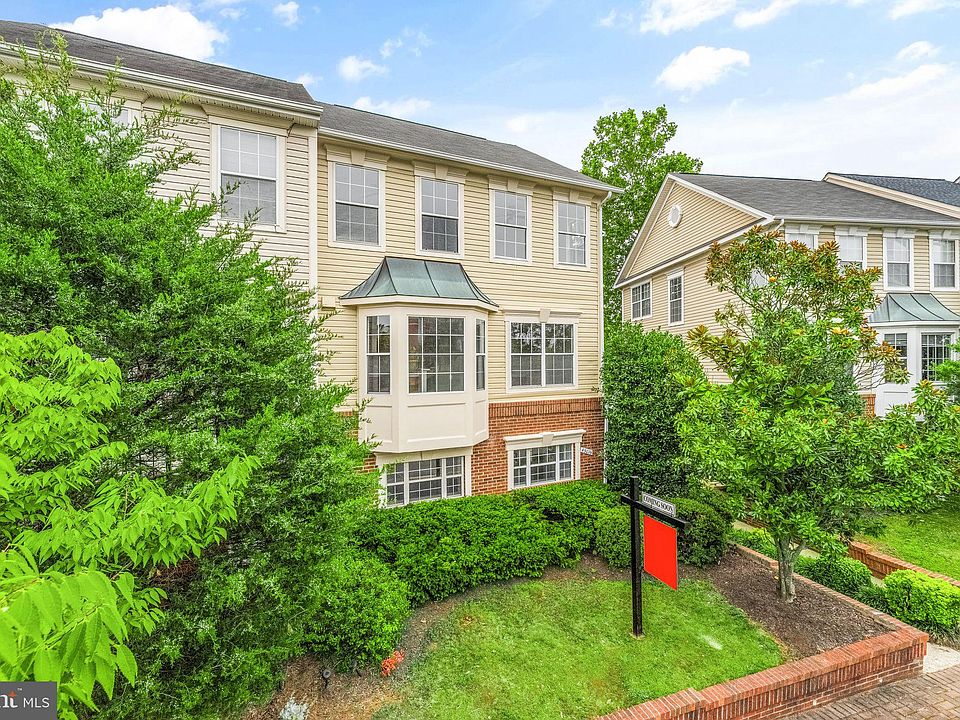 1st image of 45074 University Dr