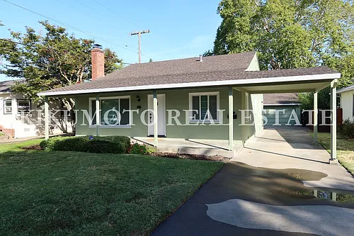 2760 Muir Way Photo 1