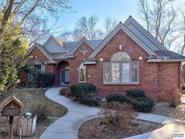 11305 William Plz, Omaha, NE 68144