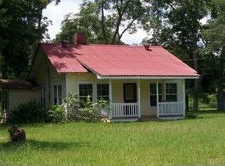 128 S Rushing St, Glennville, GA 30427