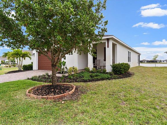 4th image of 2671 Treasure Cay Ln