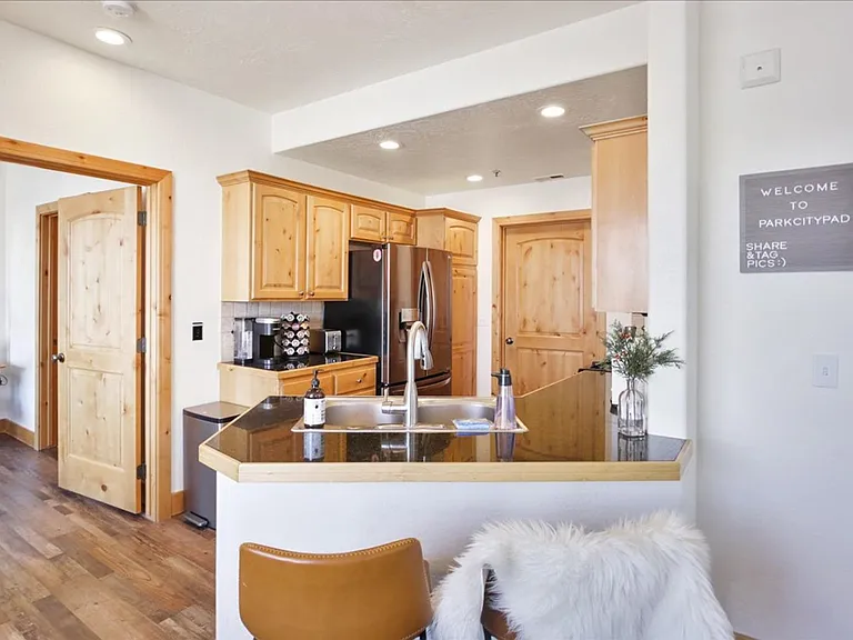 1734 Redstone Ave #E — Photo 13