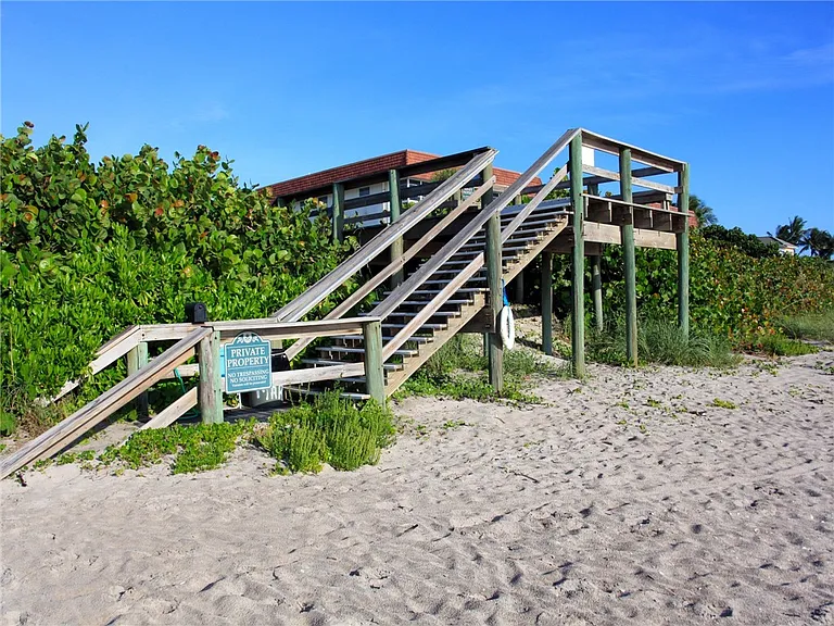5400 Highway A1A #I24 — Photo 28