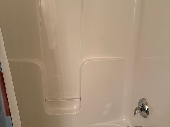 2nd image of 890 Fieldstone Trl