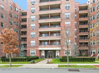 20 Church St APT A24, Greenwich, CT 06830