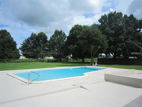 3rd image of 6309 Angus Dr