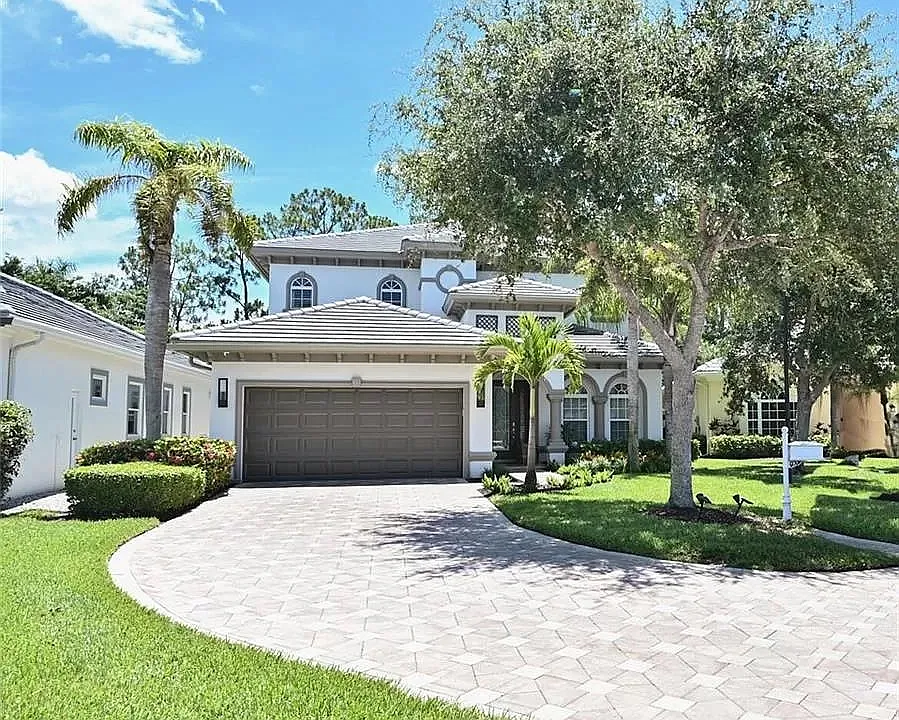 2853 Coco Lakes Ct