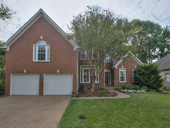 2nd image of 120 Sontag Dr