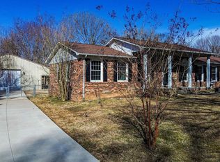 6025 Guyline Dr, Paducah, KY 42001