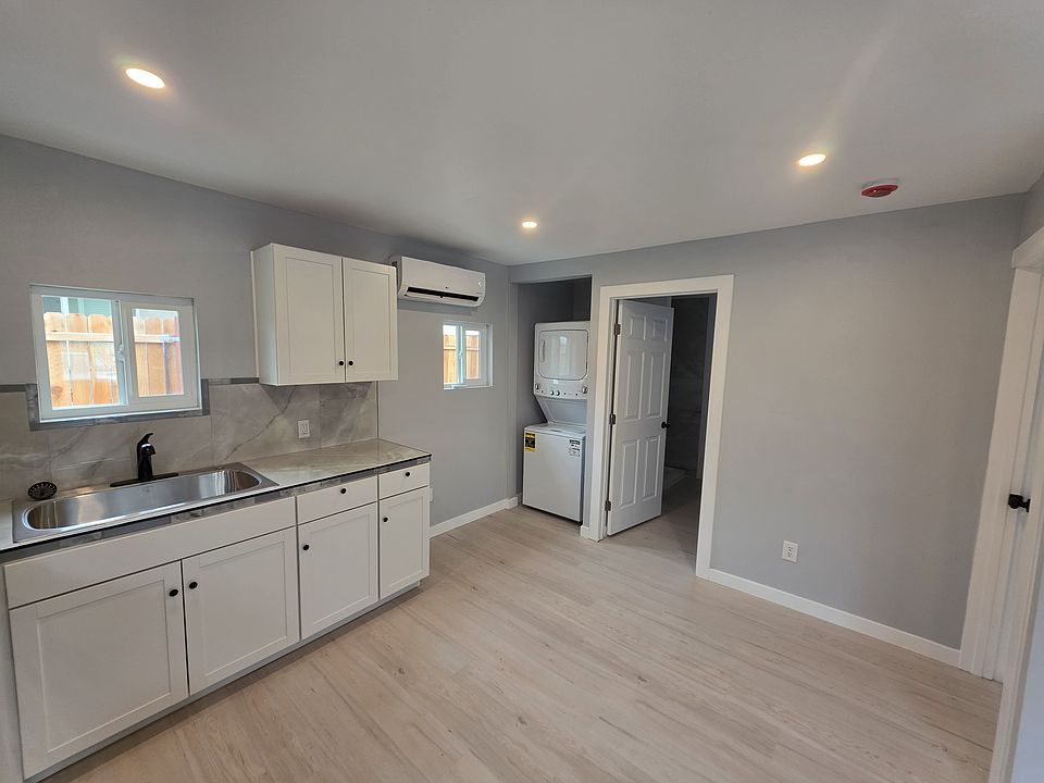 1st image of 16746 Merrill St #B